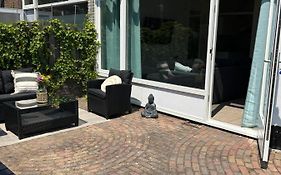 Amsterdam Beach Apartment 17, Incl Parking + Garden